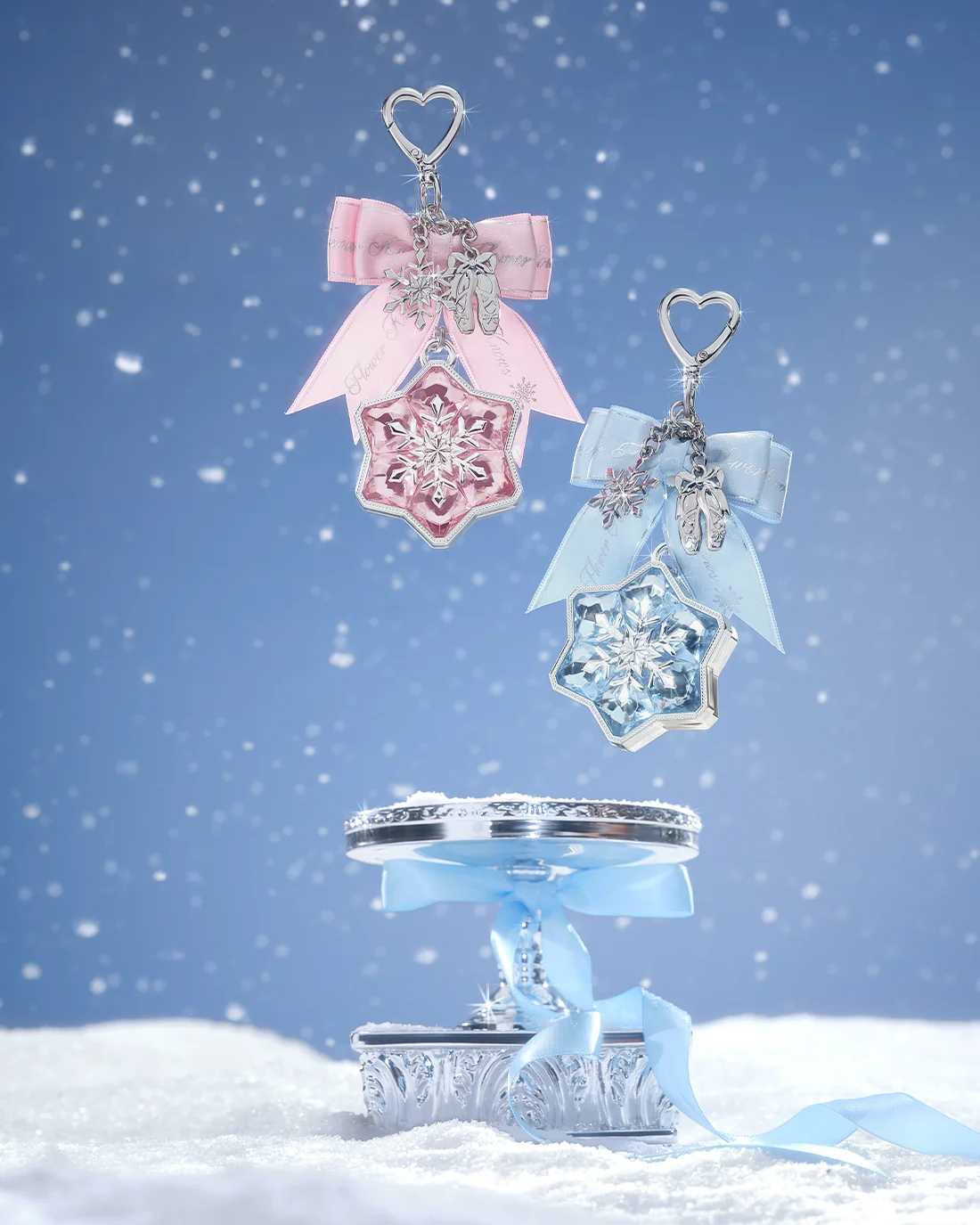 Snow Ballet Luminous Highlighter &amp; Charm